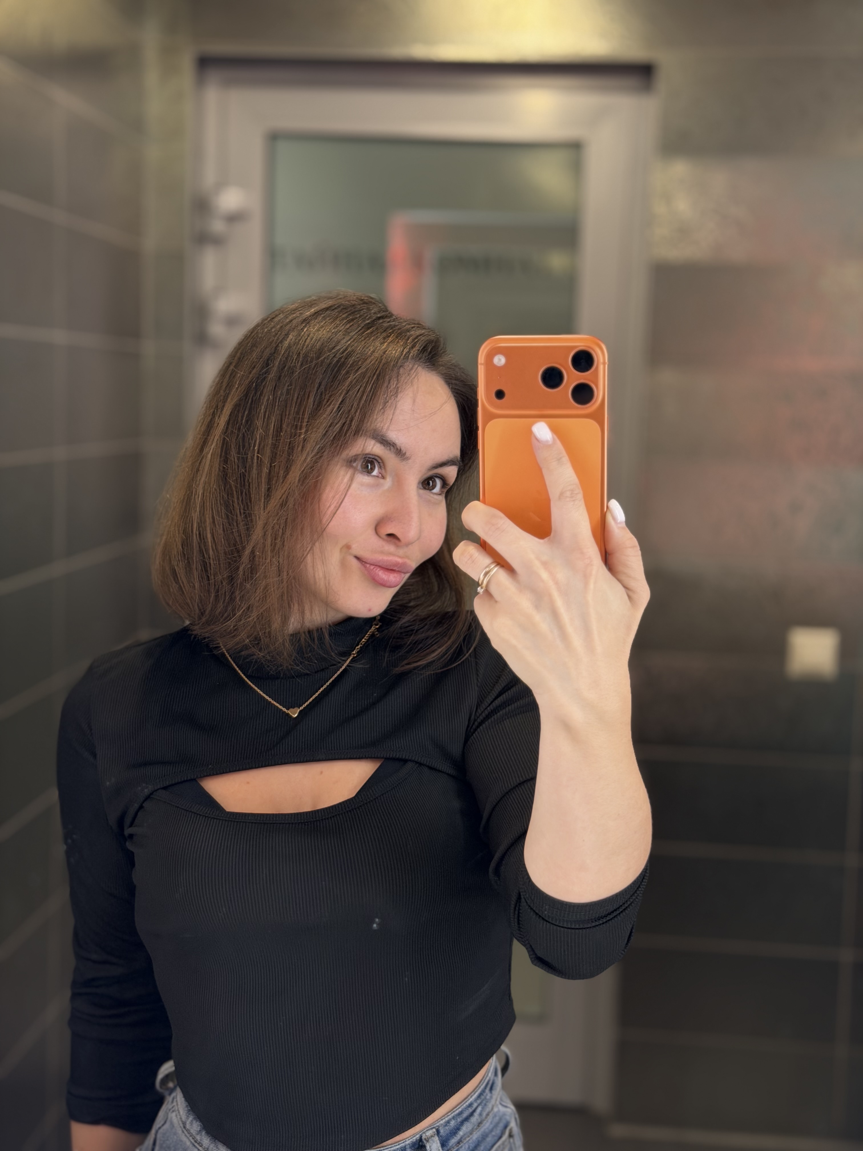 Обзорщик Айза  из Люберец — нативная реклама и органические отзывы на Wildberries и Ozon