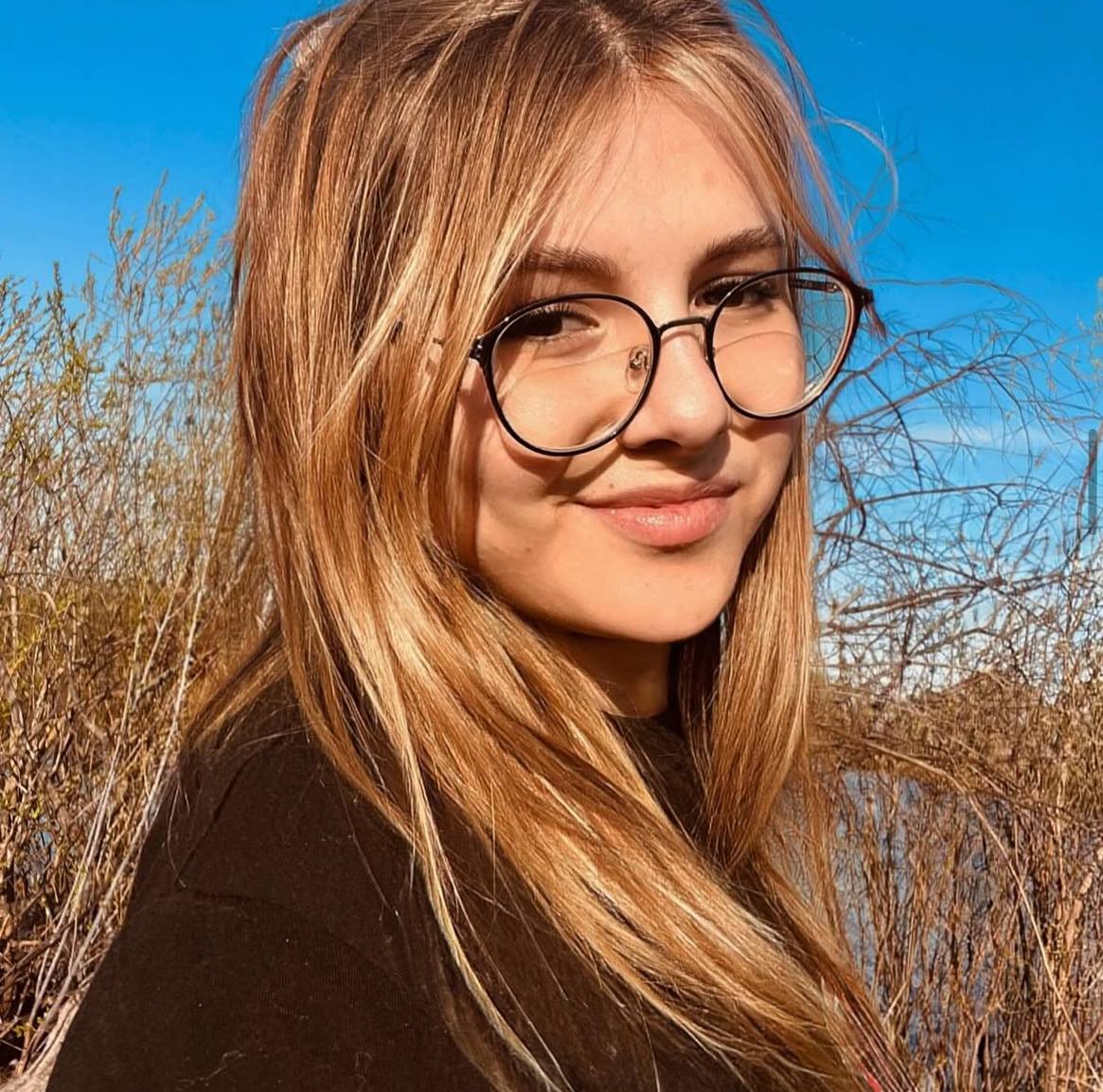 Средний блогер Маргарита из Гомель — нативная реклама и органические отзывы на Wildberries и Ozon
